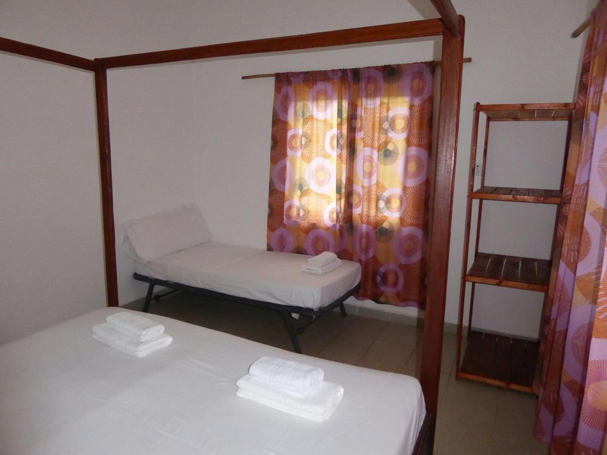 Sarawally Guesthouse Ampaya Exterior foto